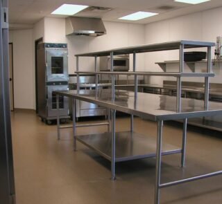 meja with double overshelf