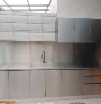 custom dapur stainless untuk rumah orang kaya
